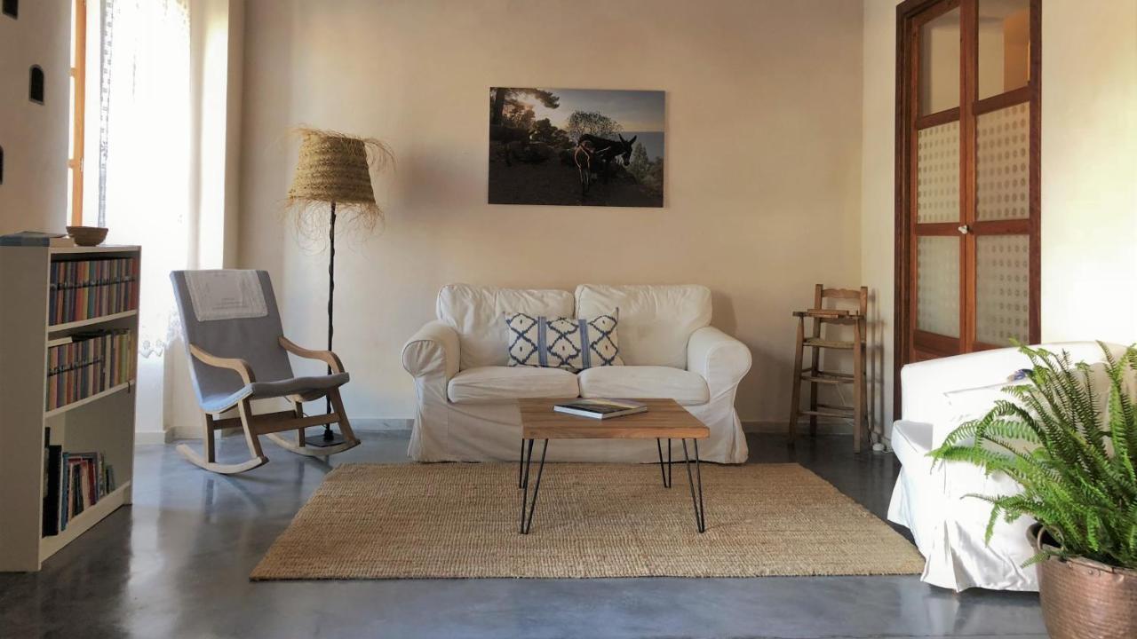 Vista De La Vila - Turismo De Interior. Llubí Eksteriør bilde
